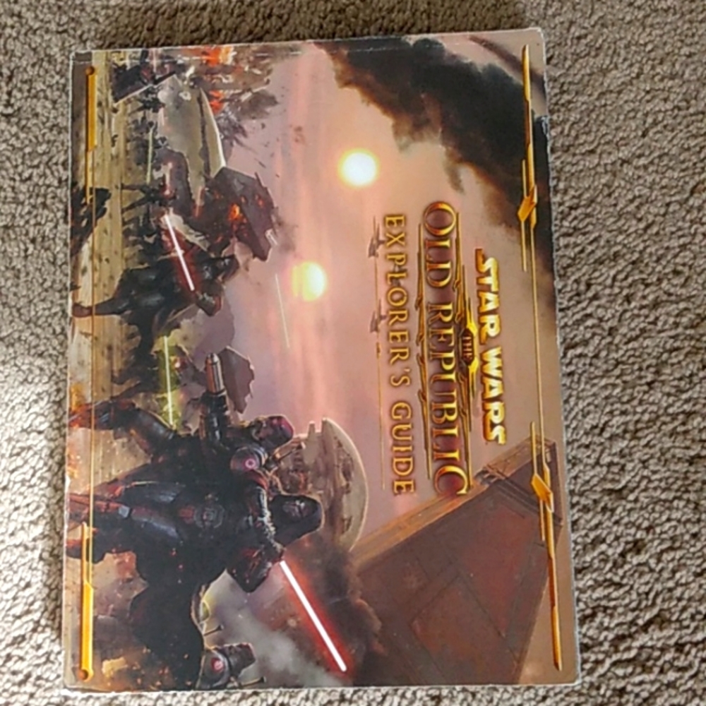 Star Wars "The Old Republic" Explorer's Guide Book (352 Pages)